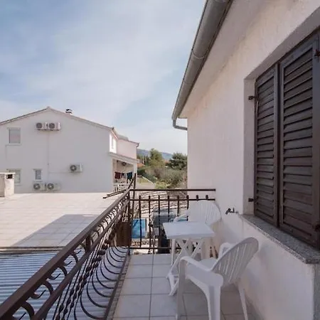 Fidelis - One Bedroom With Terrace And Garden View 1 Апартаменты *